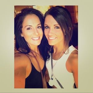 Meet your Posher, Caitlin